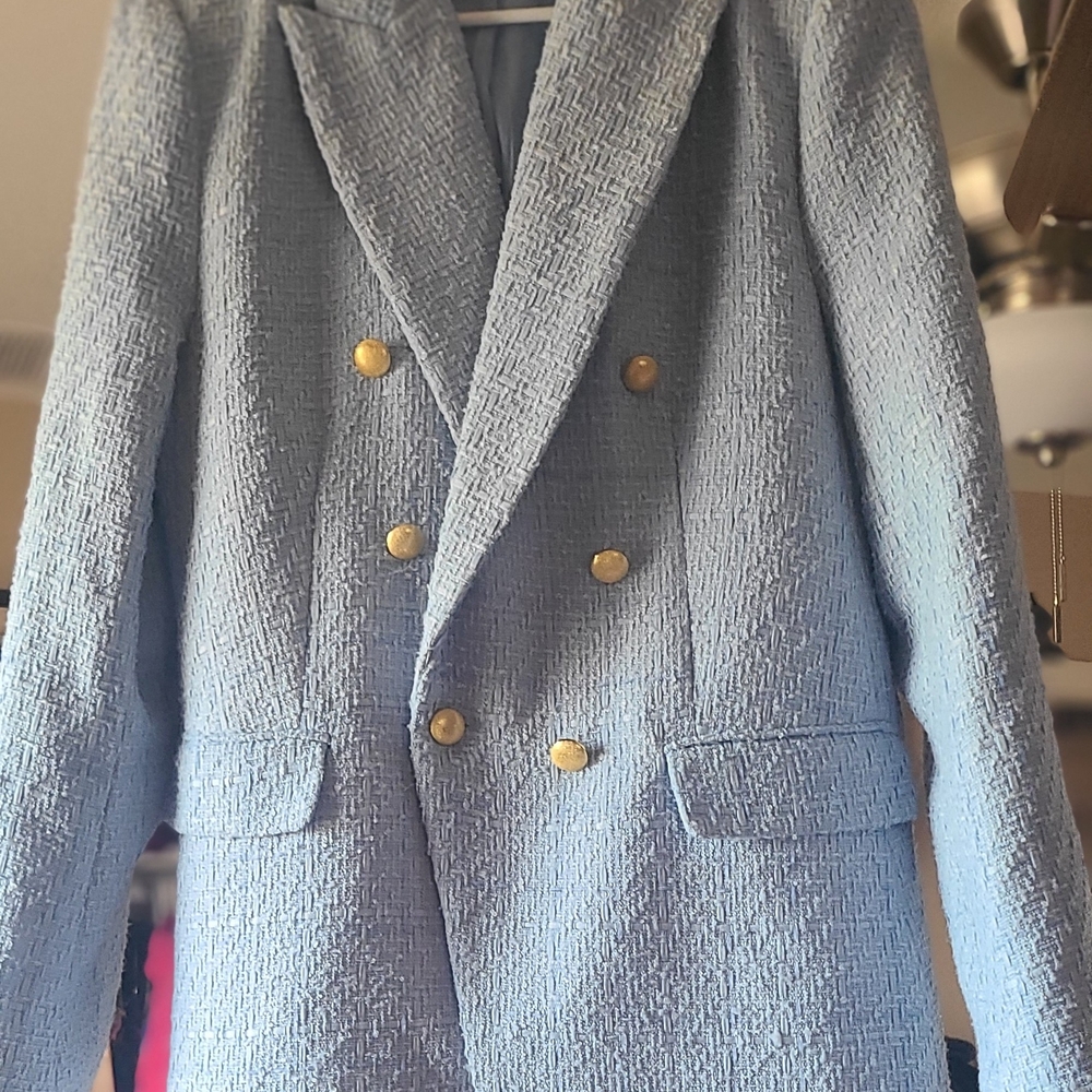 Chic Double-Breasted Blazer with Gold Buttons